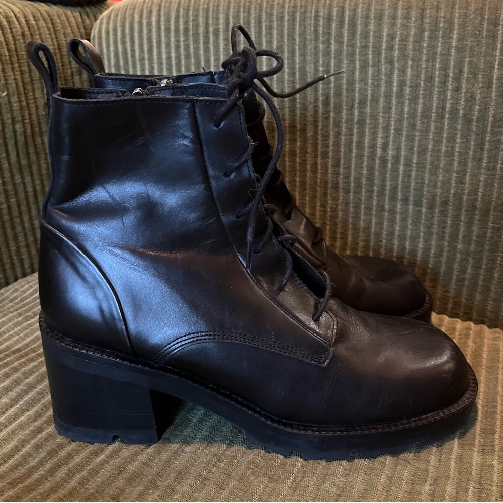 L'INTERVALLE Black Lace Up Leather Boots 40  9.5/10